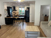 Maison à LE CHAMBON-FEUGEROLLES