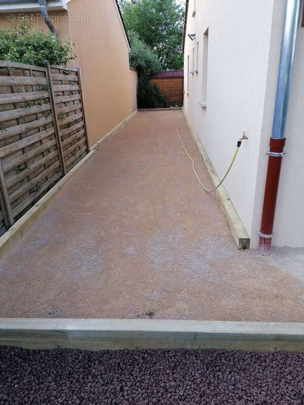 Maison à CORCELLES-EN-BEAUJOLAIS