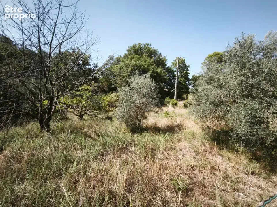 Terrain 651 m² à vendre à Brignoles (83170) - photo 2