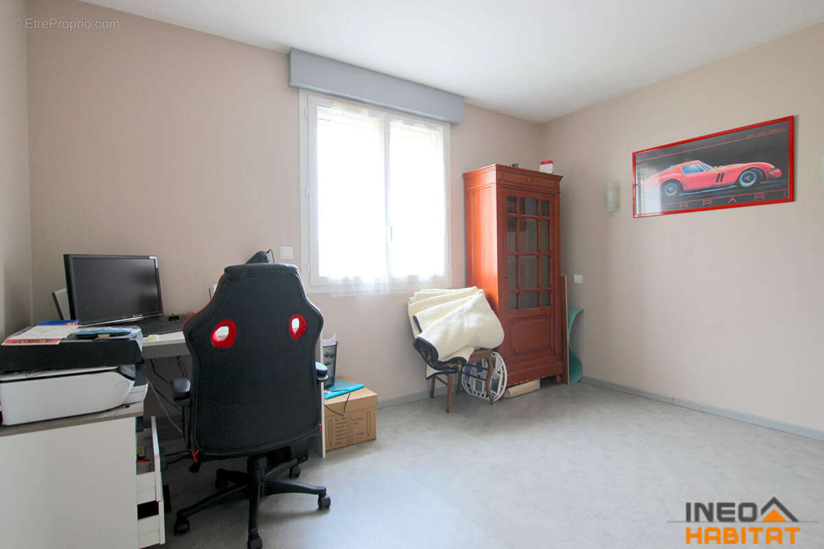 Maison à BOURG-DES-COMPTES