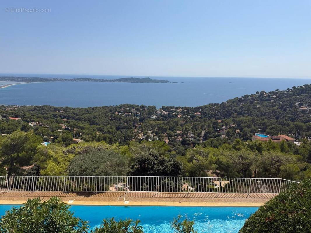 Photo 1 - Appartement à HYERES