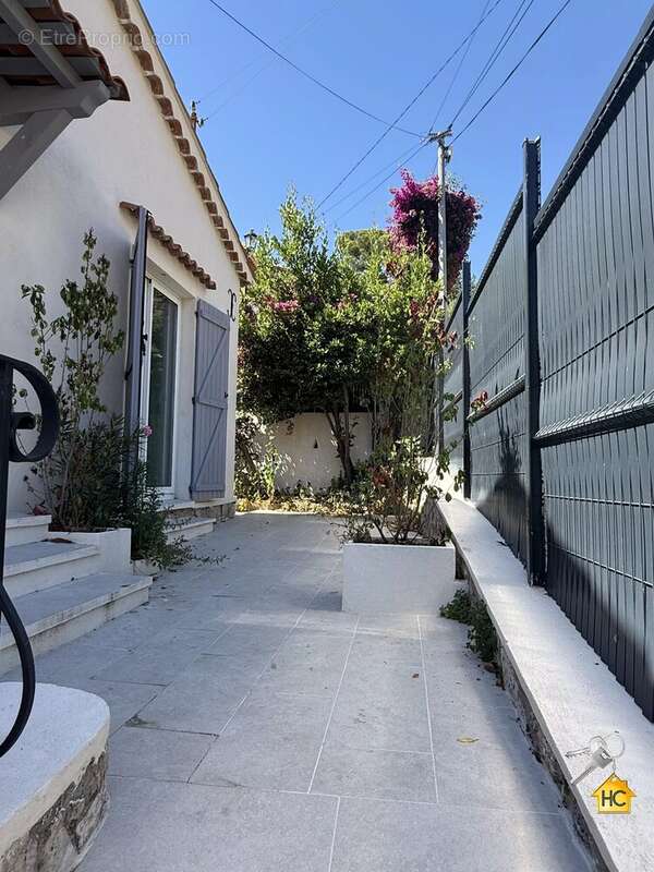 Maison à LE CANNET