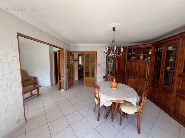 Appartement à FONTAINE
