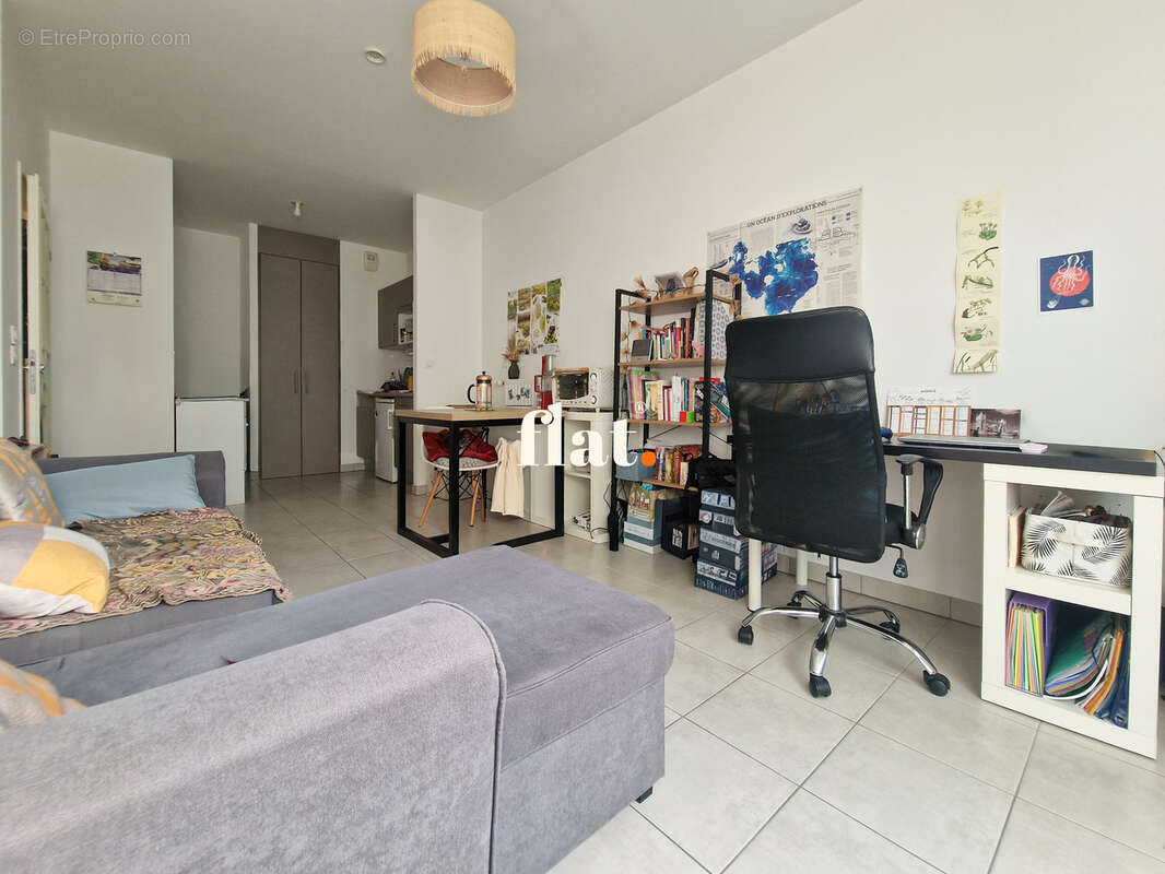 NANTES est -  Boulevard jules verne - APPARTEMENT T2 de 43.19 m2  en rez de jardin - terrasse  expo ouest - pa - photo 6