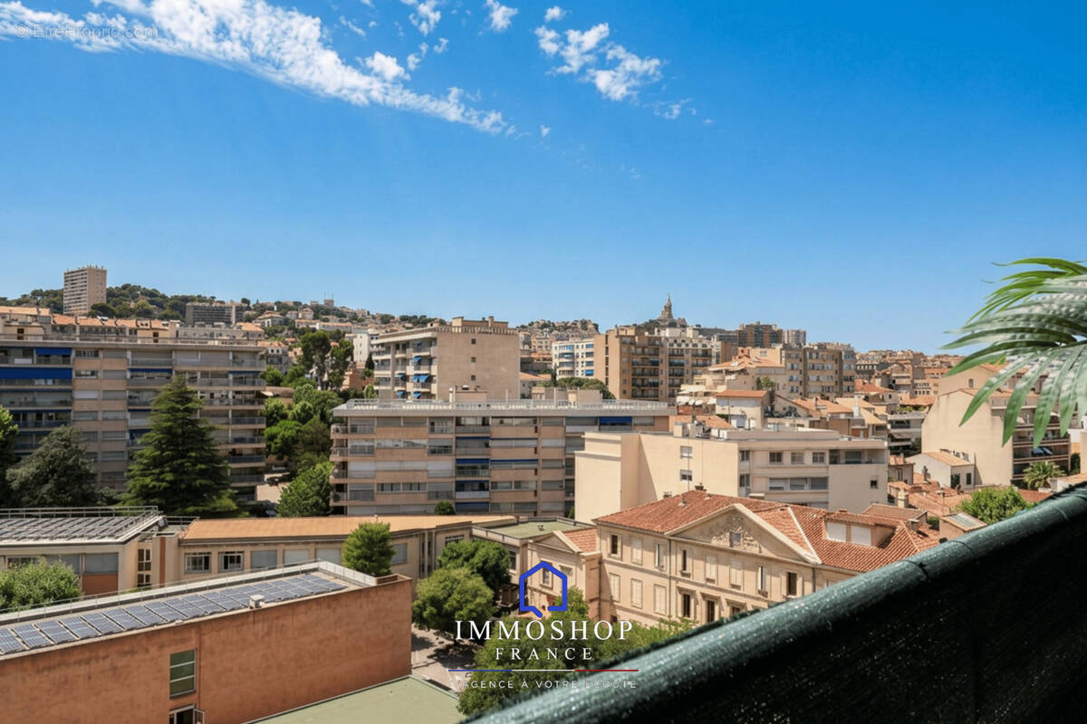 Appartement à MARSEILLE-8E