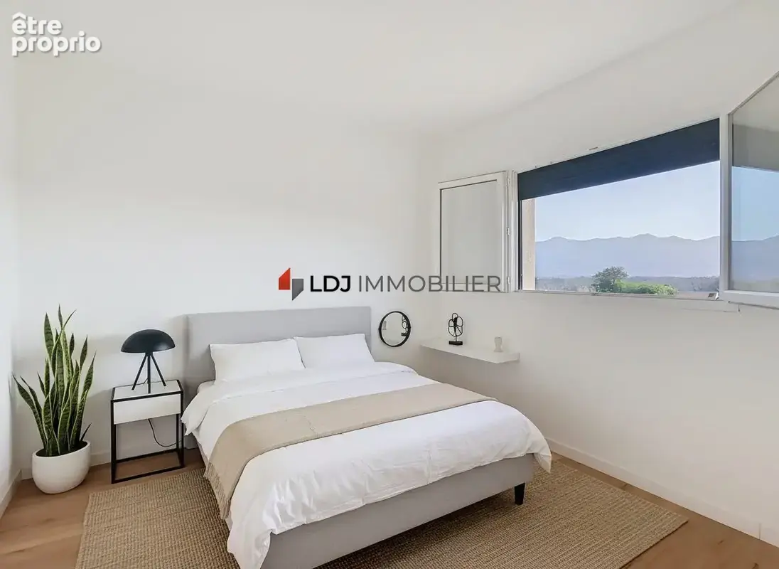 Maison 5 pièces 132 m² à vendre à Ortaffa (66560) - photo 8