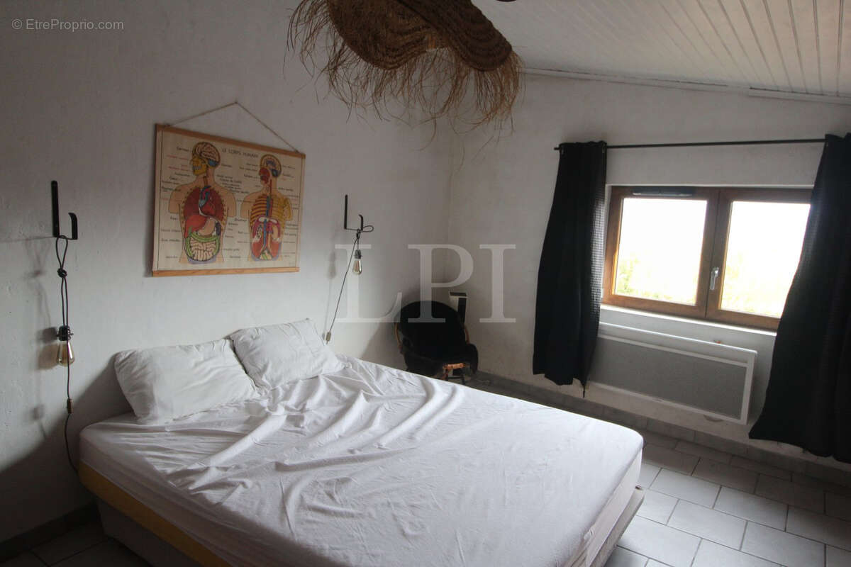 Maison à CASTELLET