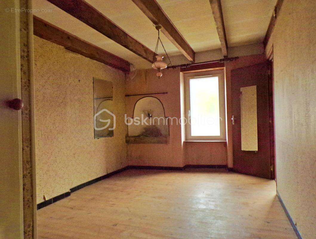 Maison à LABASTIDE-ROUAIROUX