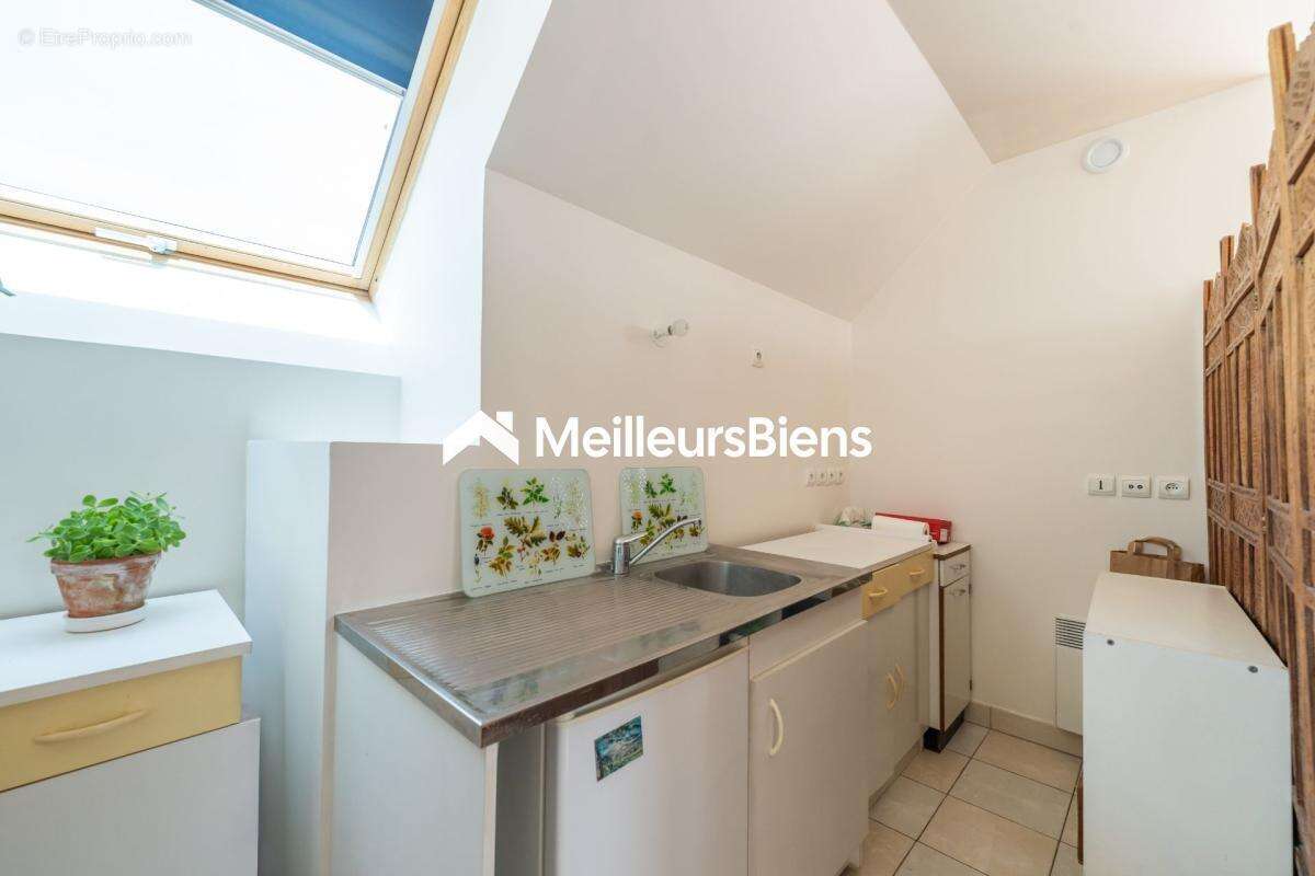 Appartement à SAINT-MAUR-DES-FOSSES