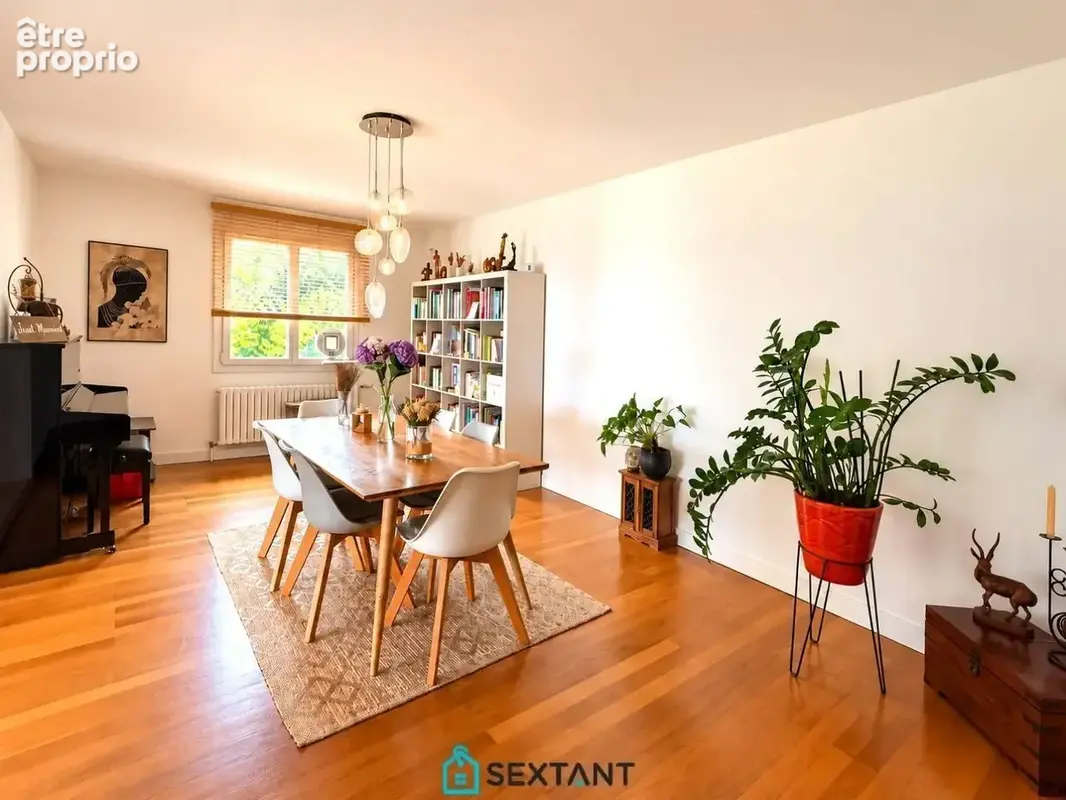 Villa 5 pièces de 130 m² avec vue exceptionnelle sur le Mont-Blanc - 01220 - Grilly - 875.000  - photo 3