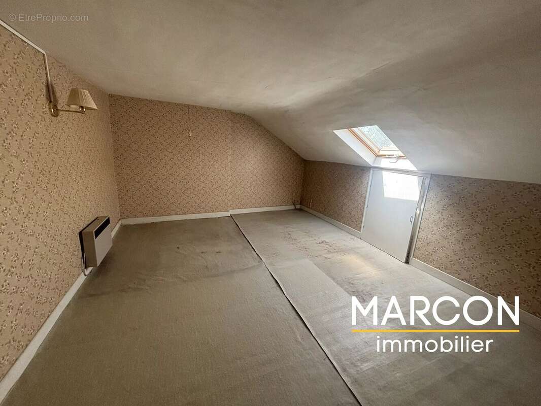 Maison à LA SOUTERRAINE