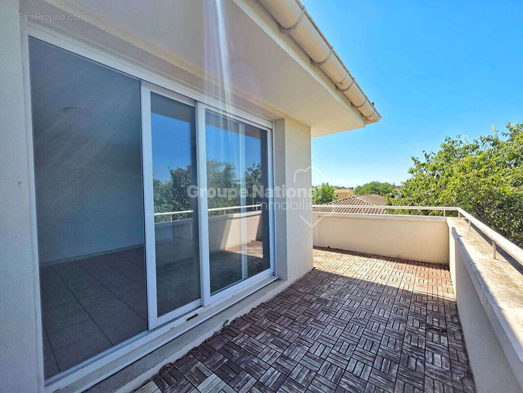 EXCLUSIVITÉ  T3 de 55 m² avec terrasse et garage - photo 6