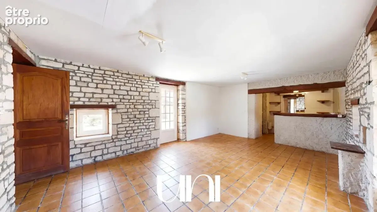Maison 8 pièces de 232 m2 avec dépendances - SAINT ANDRE SUR ORNE - photo 17
