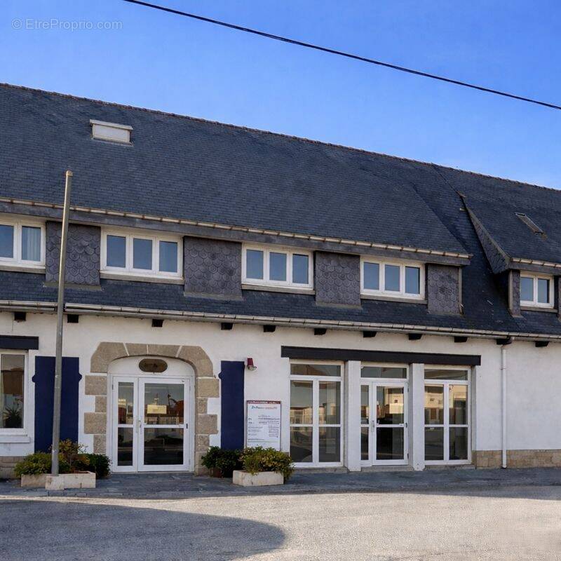 Commerce à SAINT-PIERRE-QUIBERON