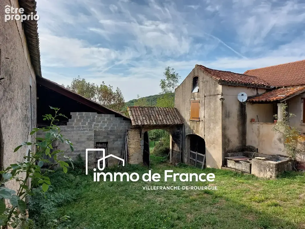 Corps de ferme à rénover ? 9 500m² de terrain ? 2 Maisons - Proche de Najac - photo 15