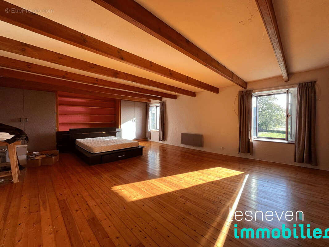 Maison à PLOUDANIEL