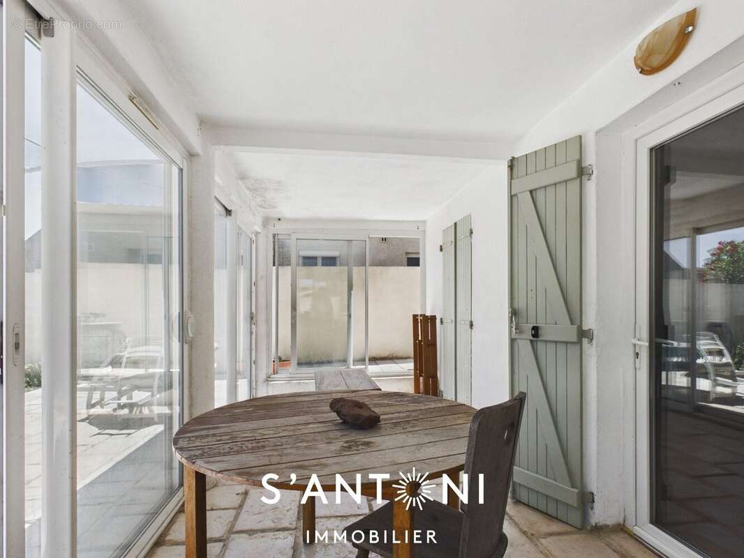 Maison à BESSAN