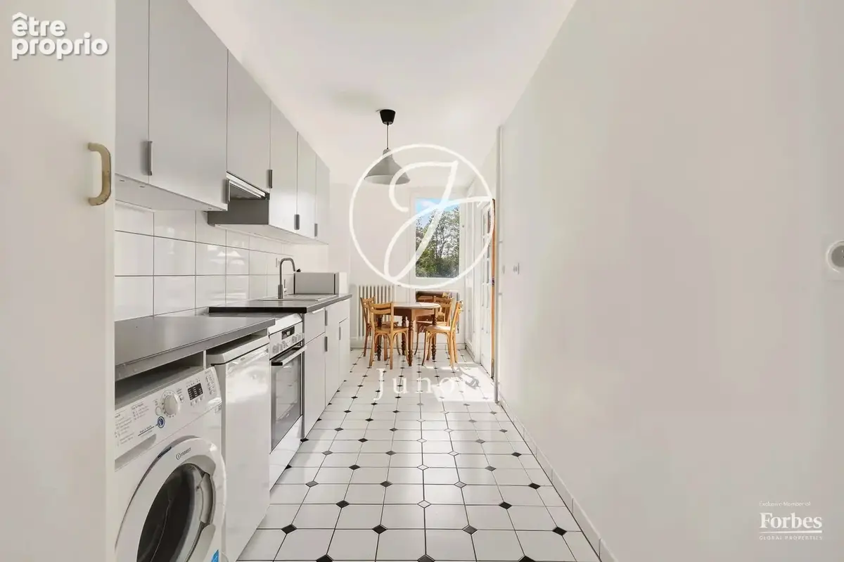 Versailles - MONTREUIL - Appartement familial - 110 m² - 3 chambres - Balcon - photo 4