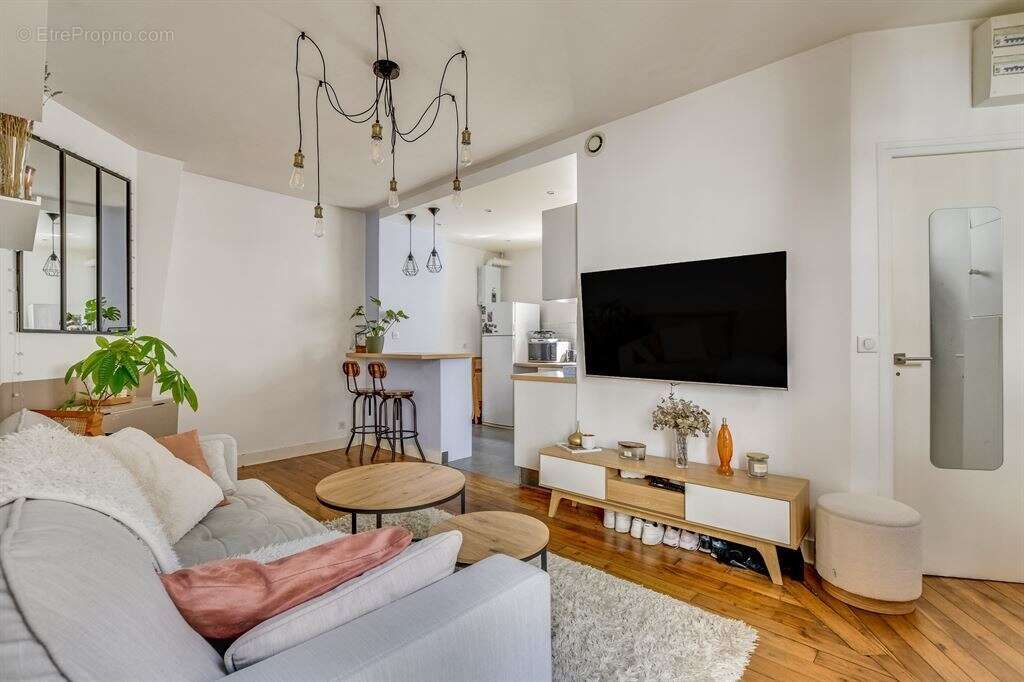 Appartement à PARIS-20E