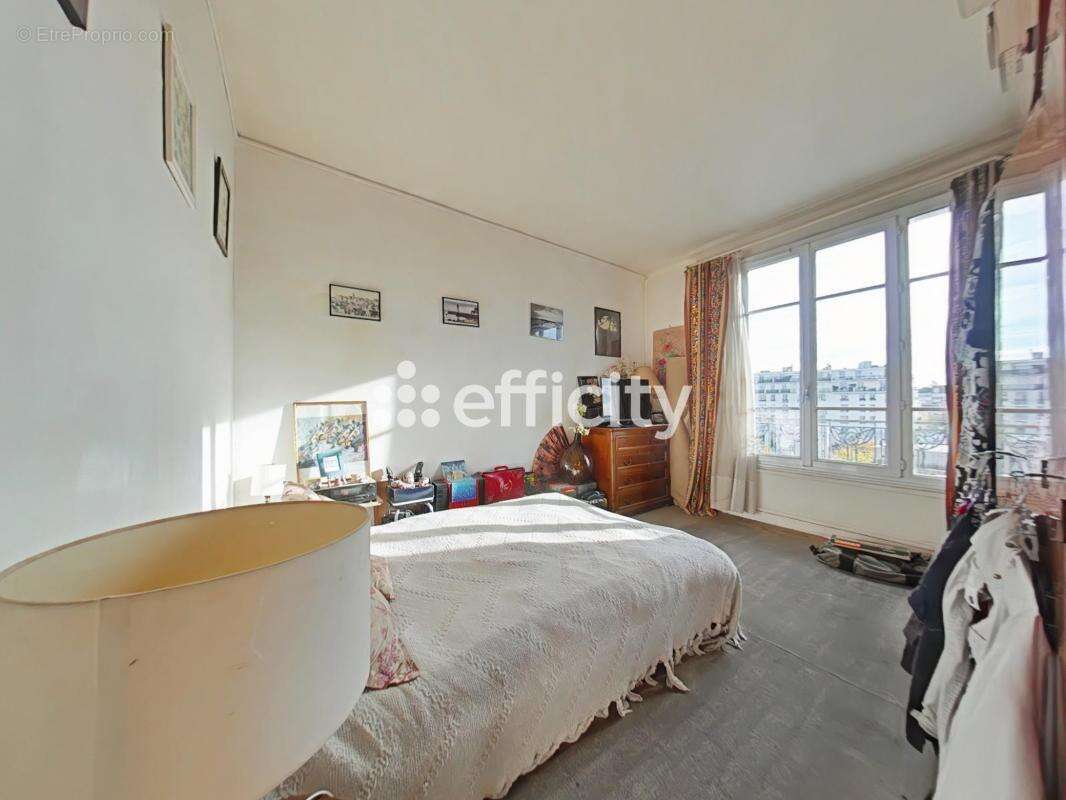 Appartement à COLOMBES