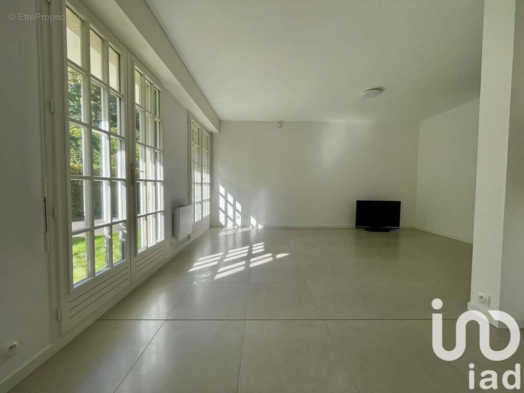 Photo 2 - Appartement à LE PECQ