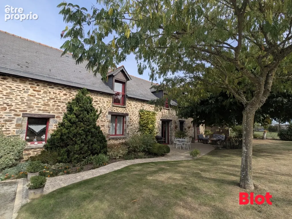 Maison 7 pièces 150 m² à vendre à Vitre (35500) - photo 2