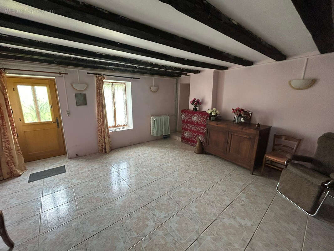Maison à CHASSENEUIL-SUR-BONNIEURE