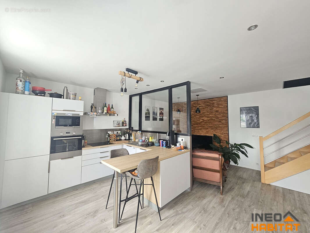 Appartement à GEVEZE