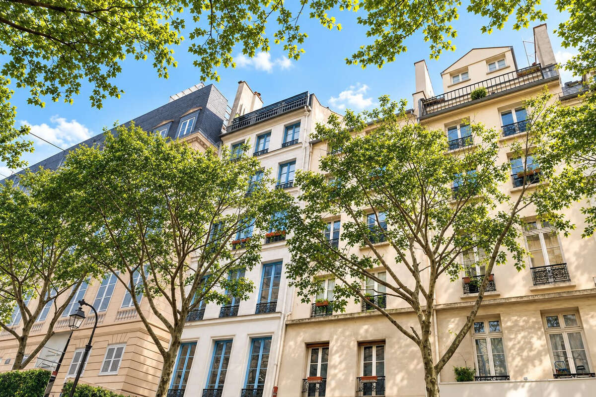 Appartement 52 m² à Paris-3e  - photo 3