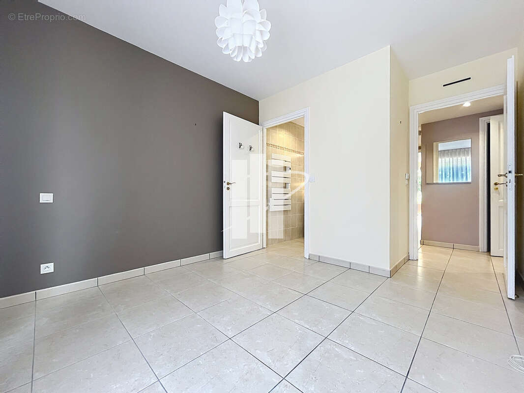 bel appartement 3 pièces au calme vue sur golf - photo 16