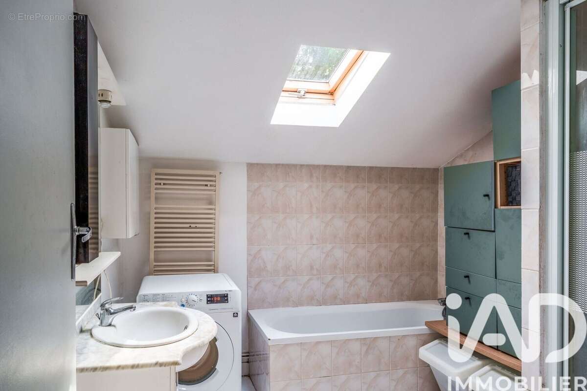 Maison 100 m² à La Membrolle-Sur-Choisille  - photo 8