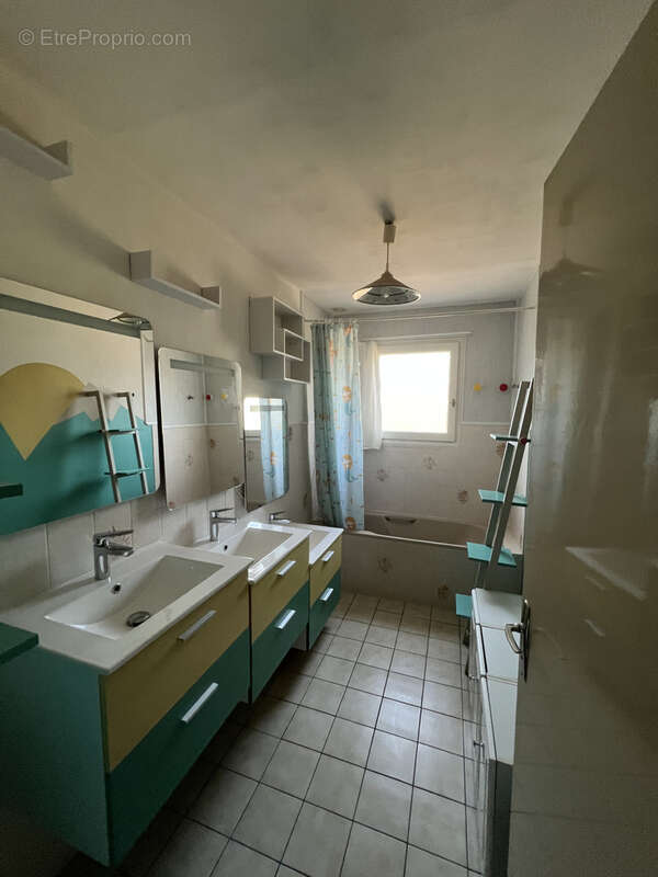 Maison à COULANGES-LES-NEVERS