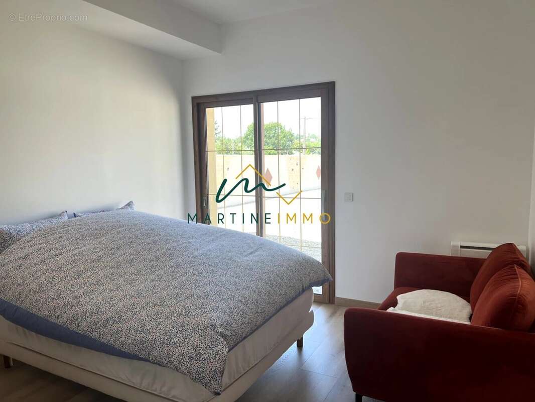 A VENDRE BEAUPUY   Propriété contemporaine de 290 m2 avec de - photo 14