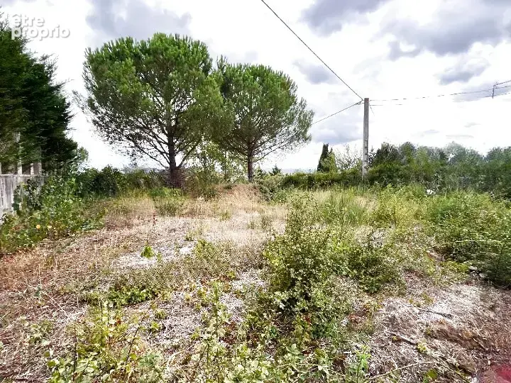 Terrain à CAILHAU