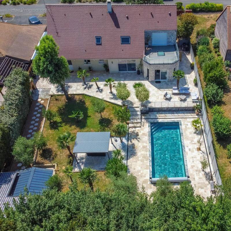 Maison à SAINT-SATURNIN