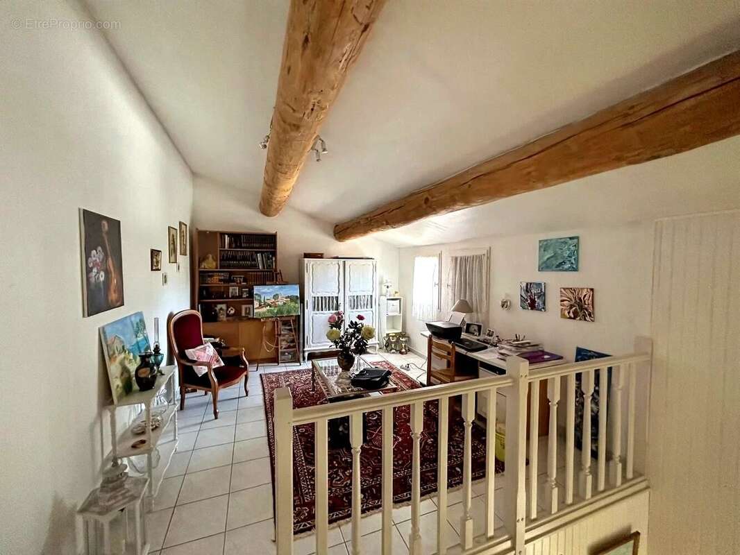 Maison à BAGNOLS-SUR-CEZE