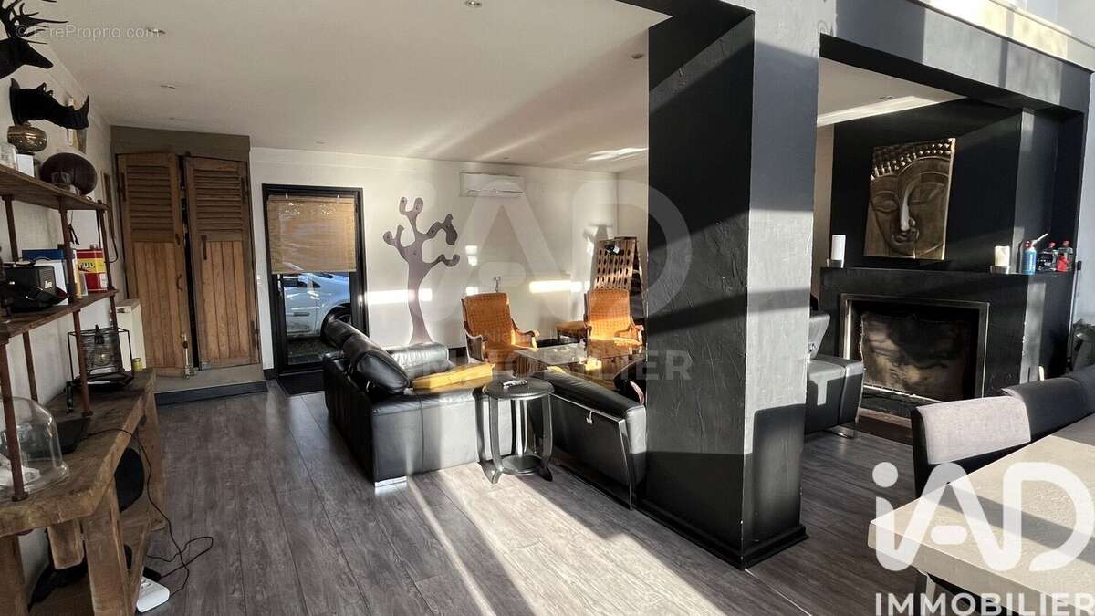 Photo 2 - Maison à SAINT-JEAN-DE-LA-RUELLE