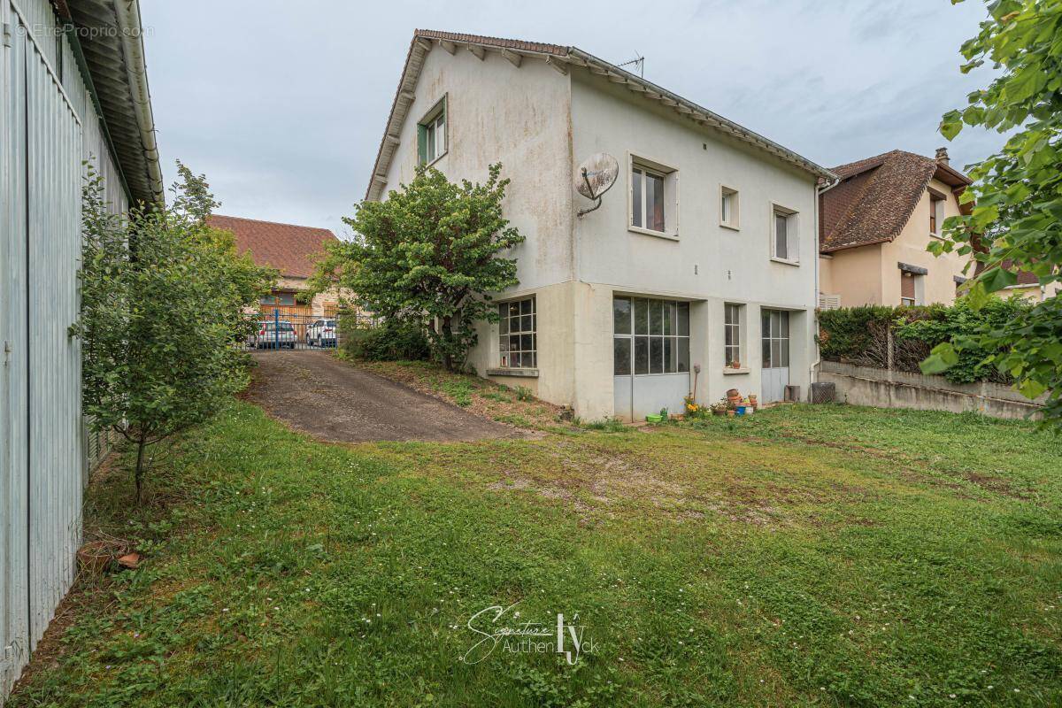 Maison à SAINT-PRIEST-LIGOURE