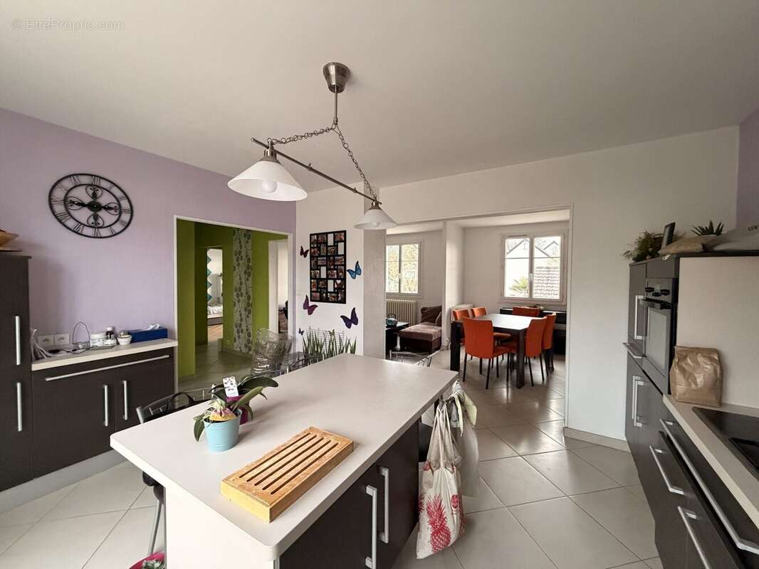 Maison à MONTS