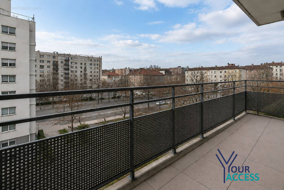 Appartement à VAULX-EN-VELIN
