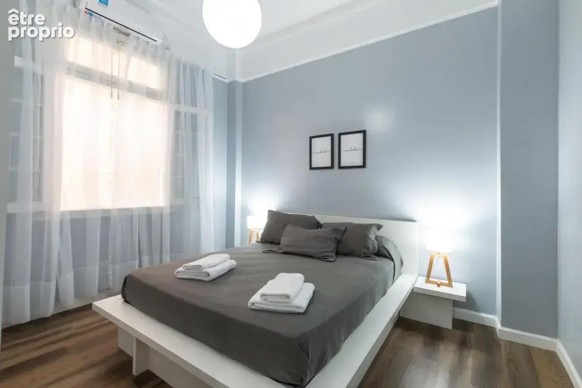 3 PIÈCES offrant 
79m² de surface privative / Parking - photo 2