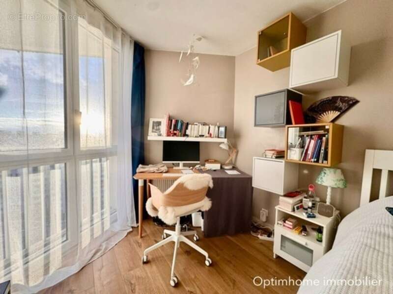 Appartement à vendre T4, 15ème étage vue panoramique - photo 10