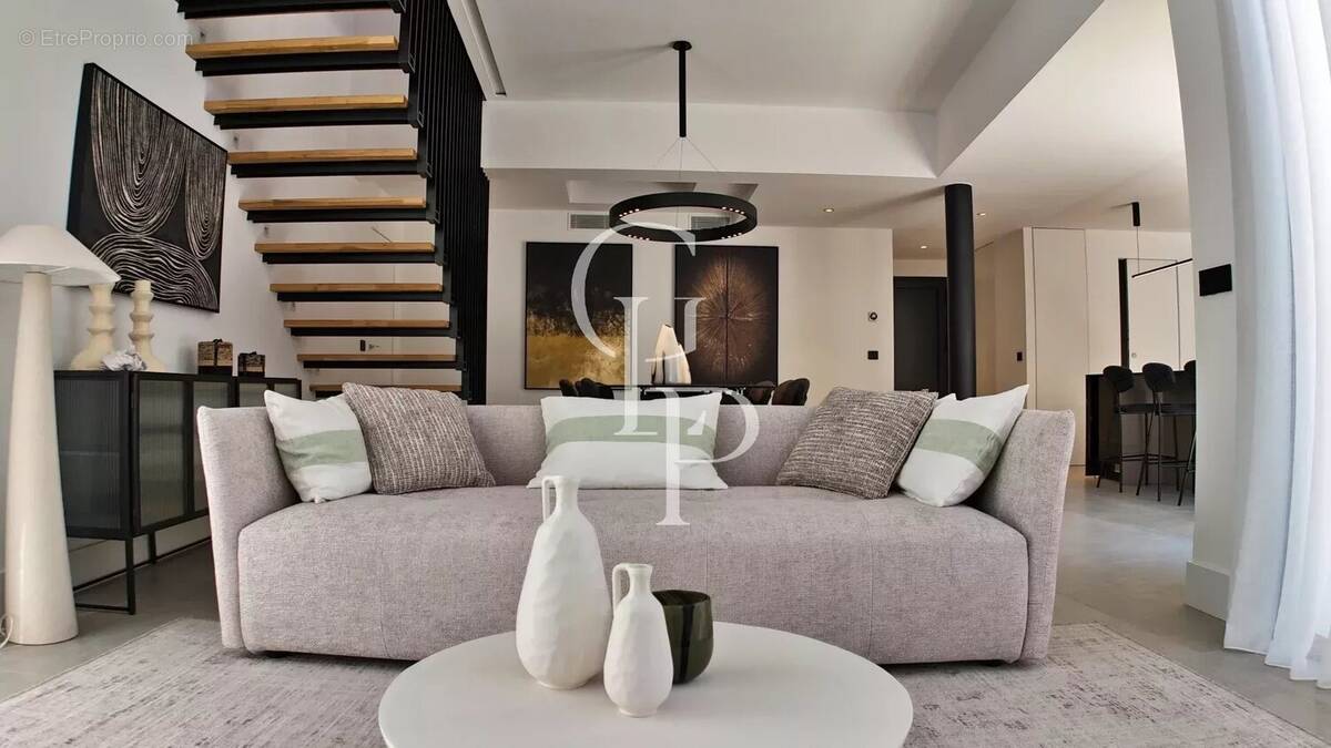 Maison à SAINT-JEAN-CAP-FERRAT