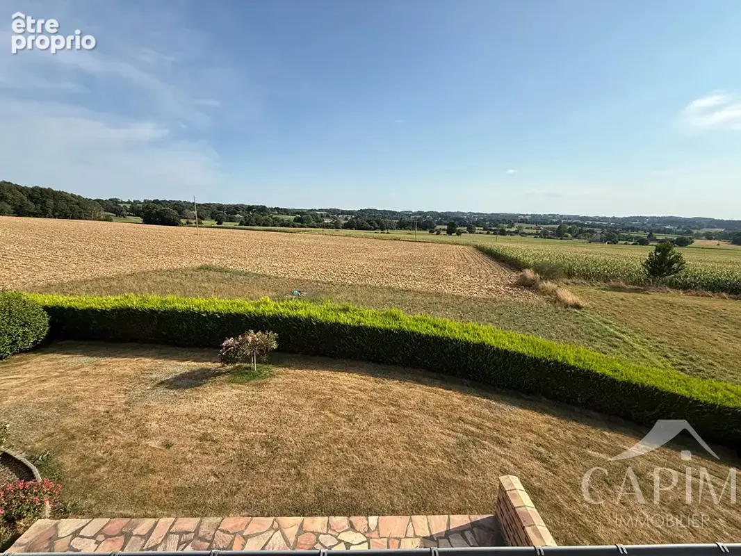 Maison Saint Brice De Landelles 140 m2 - 5 Pièces - 4 Ch - Sous-sol - photo 13