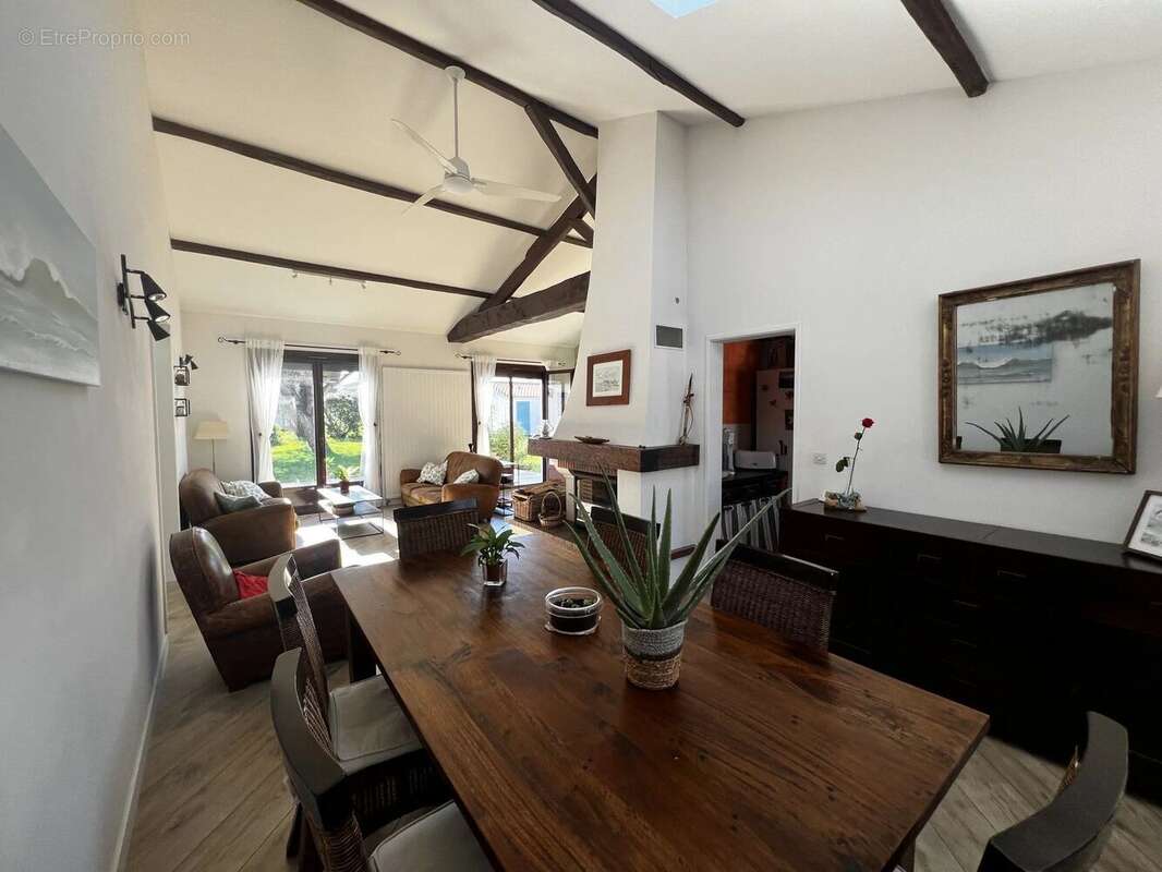 Maison à BOUAYE