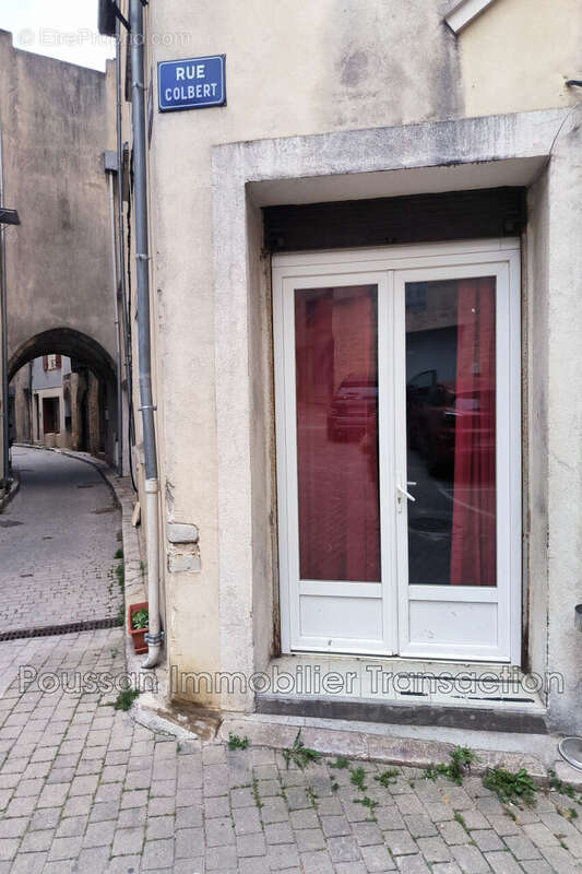 Appartement à POUSSAN