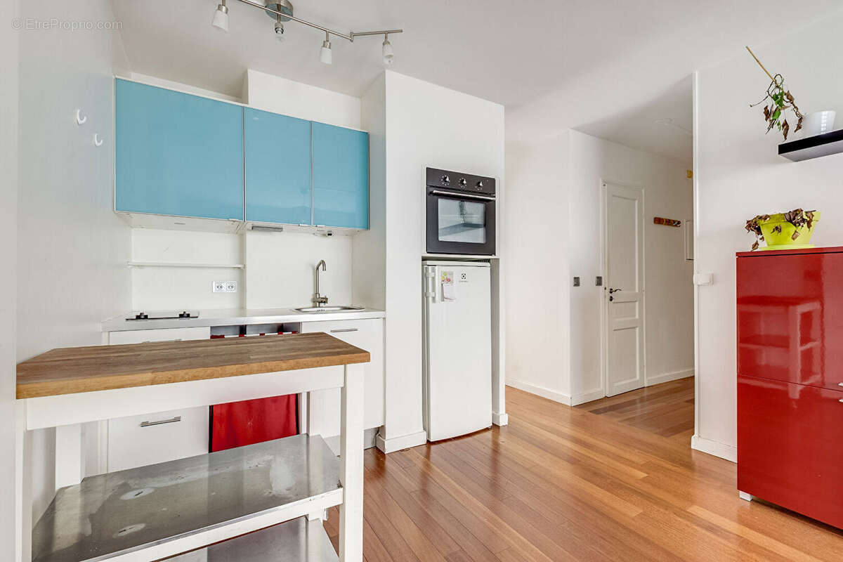 Appartement à PARIS-14E