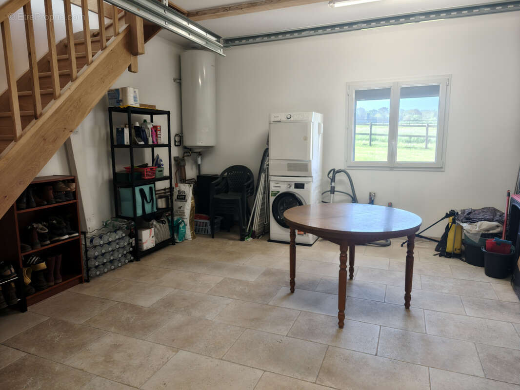 Maison à MONTREUIL-L'ARGILLE