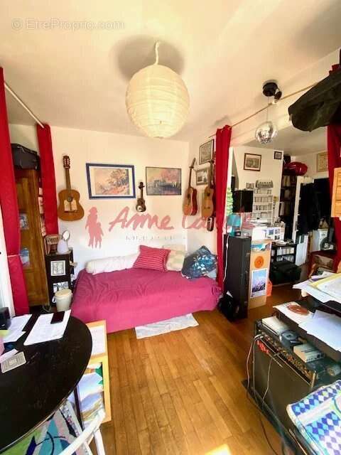 Appartement à PARIS-19E