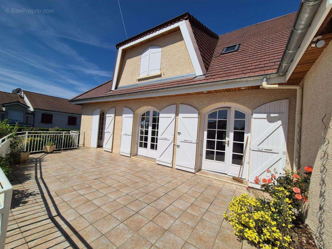 Maison à SORBIERS